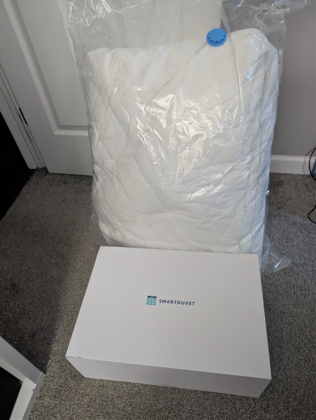 Smart Duvet, Dual Size Climate Control, Adjustable Queen Size Duvet Hot/Cold gallery