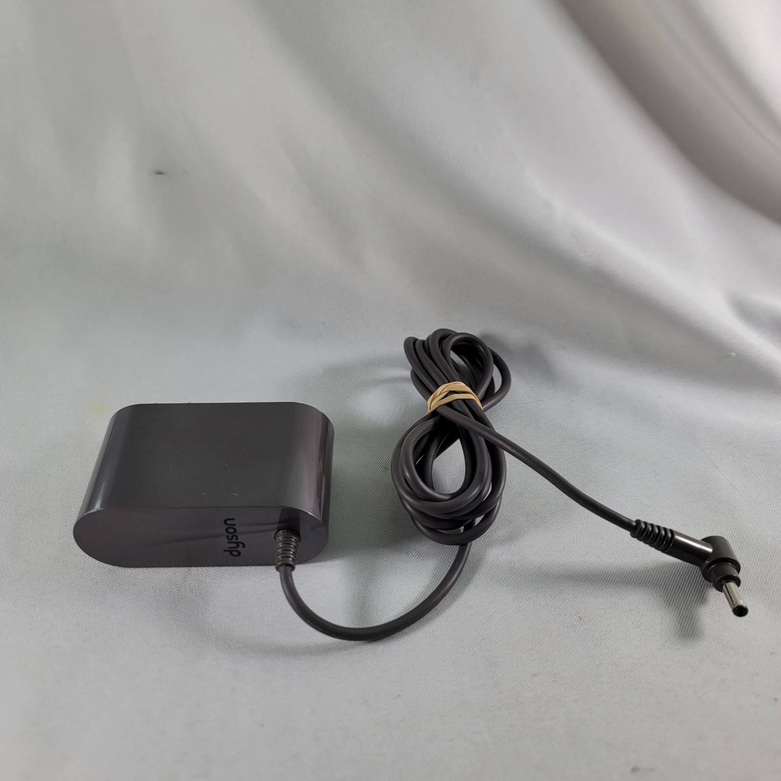 OEM Genuine Dyson Battery Charger Adapter Class 2 Battery Model 217160-02 gallery