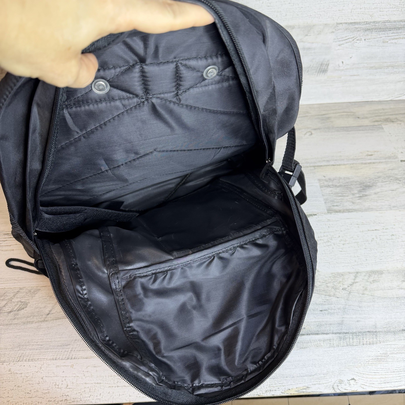 Original Carl Zeiss branded black backpack 3