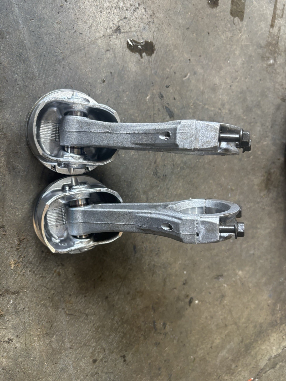 Kawasaki FR730V Piston & Connecting Rod 13001-7027 & 13251-7025 / 13351-0719 Set gallery