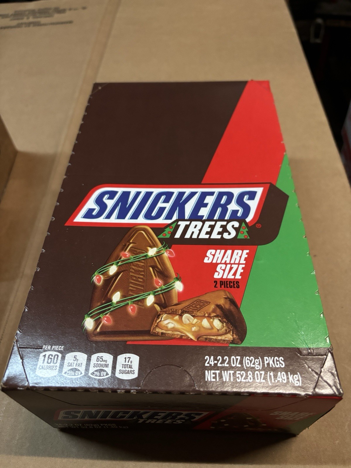Snickers TREES 24pk Limited Edition Share Size , 2.2oz Per, BB 07/26 gallery