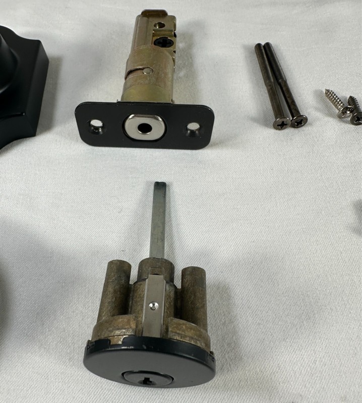 AmazonBasics Single Cylinder Deadbolt Grade-3 Security Door Lock Missing Parts gallery