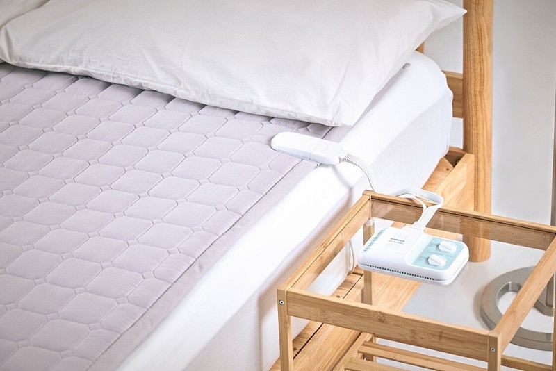 GML Liebeheim Heating Mattress Pad gallery