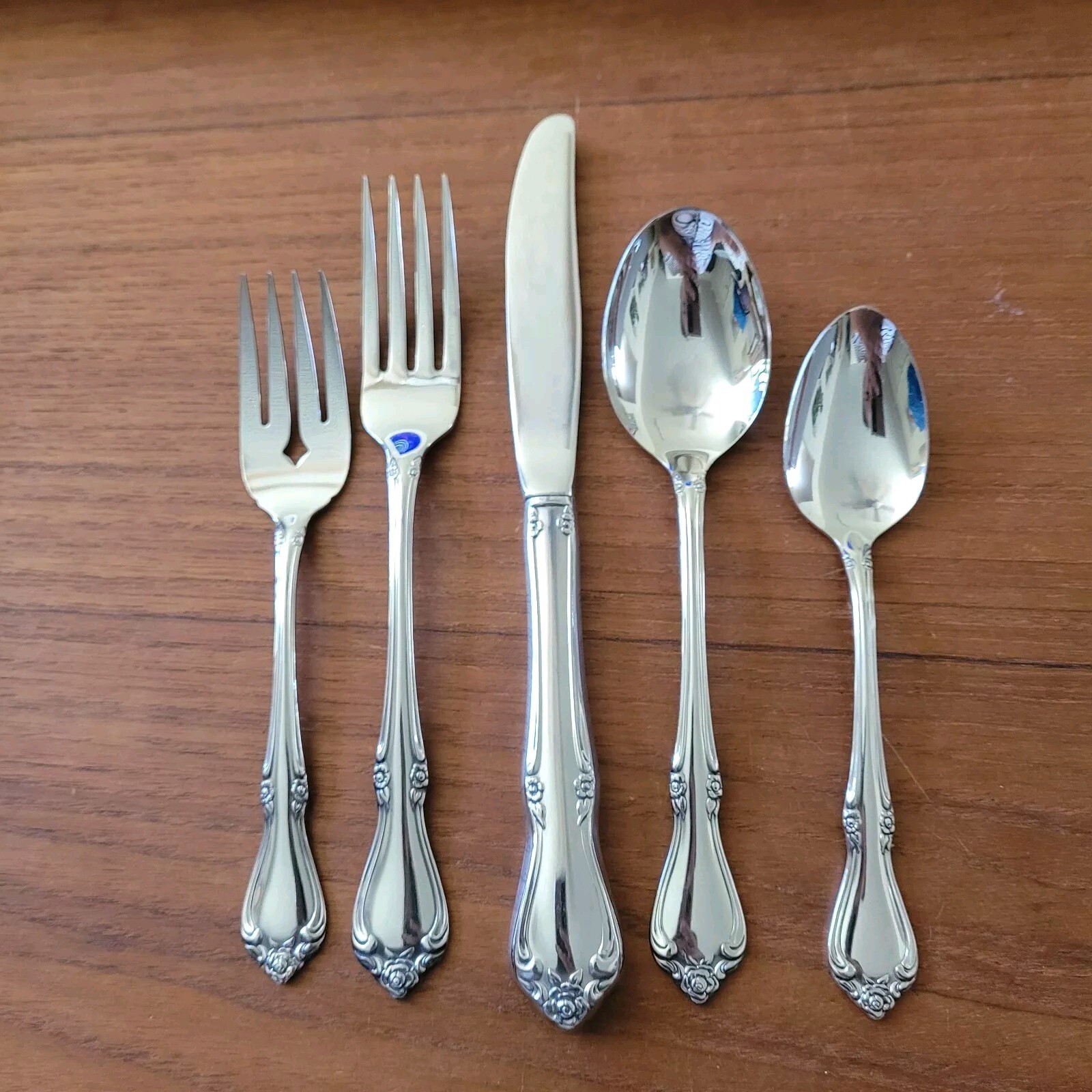 5 Piece Place Setting SSS by Oneida Celebrity Stainless Forks Spoons Knife Minty gallery