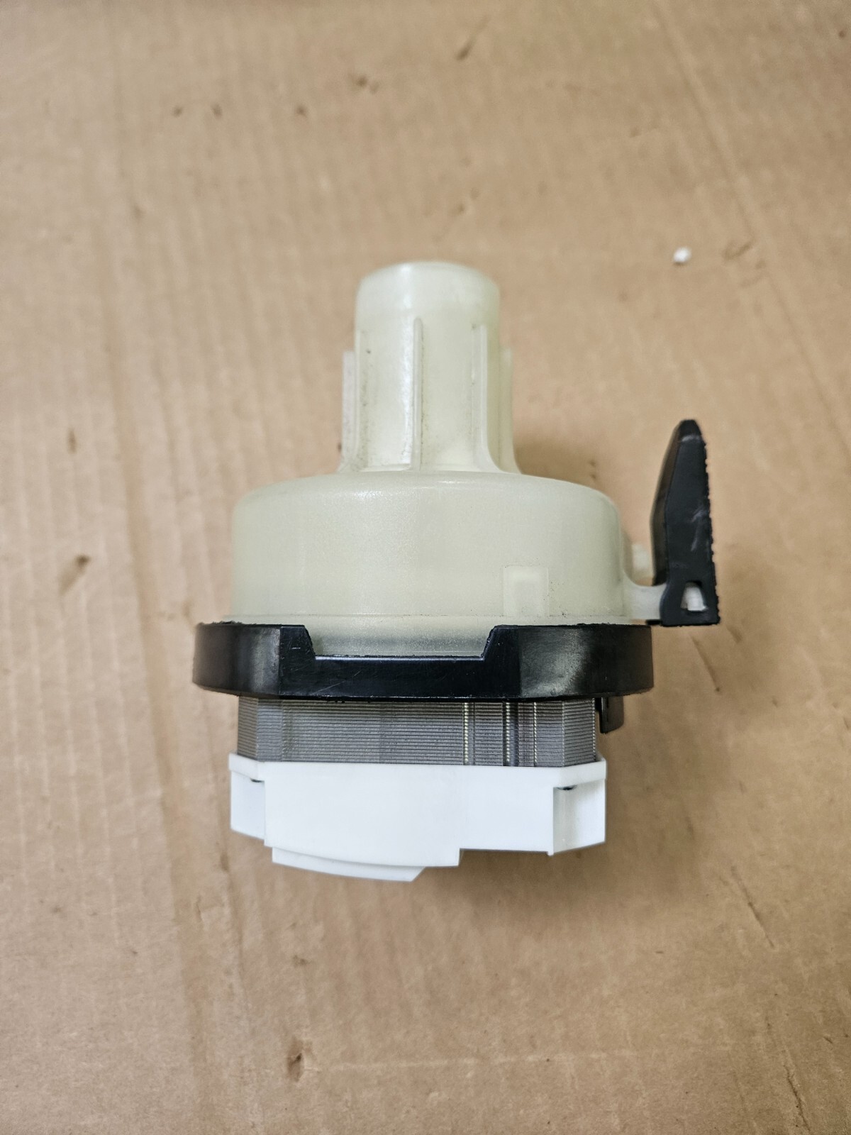 GE OEM WD19X31499 WASH PUMP KIT NEW OPEN BOX 30B/36A/35A/38C/39B/40AC/41B/105BC gallery