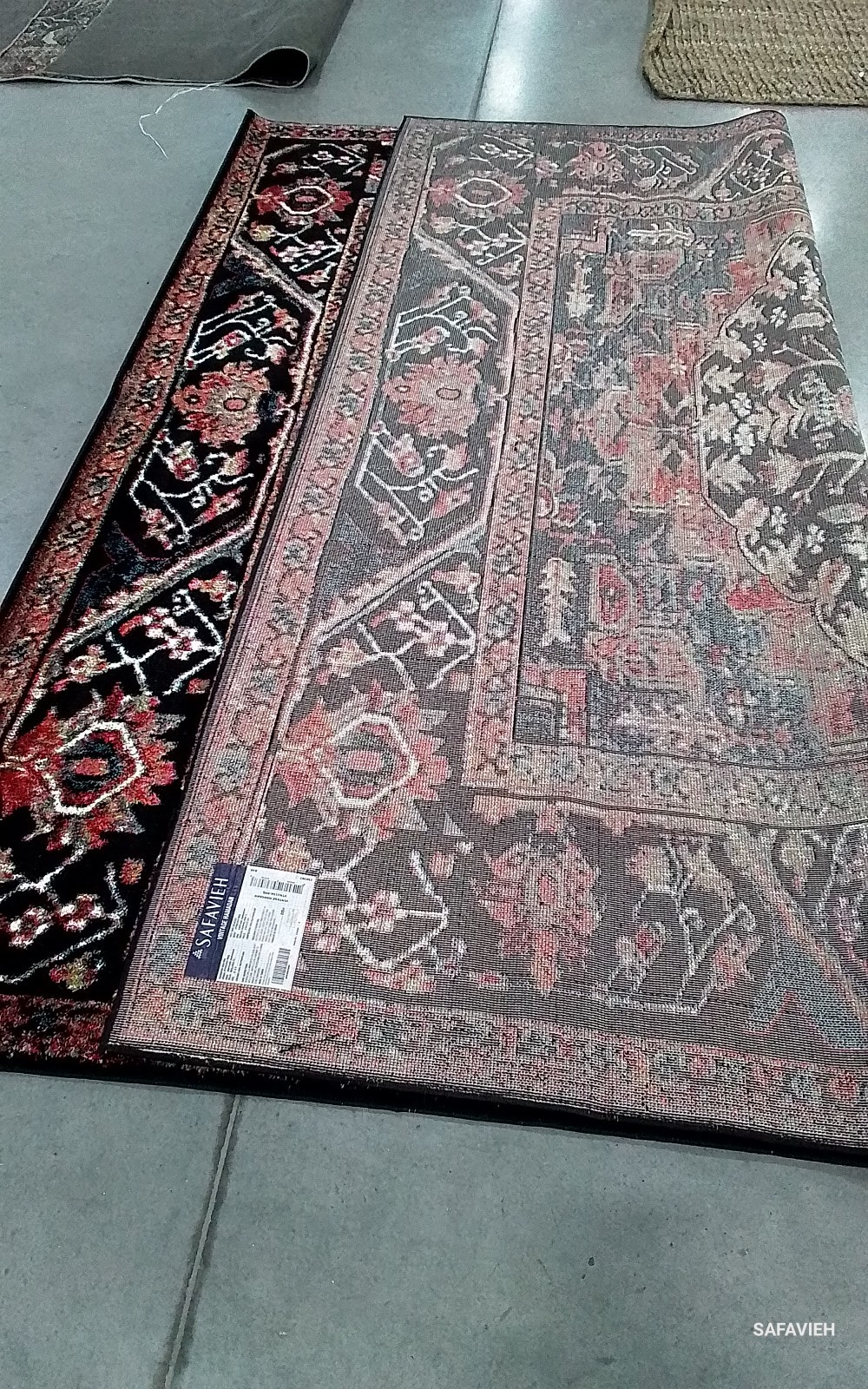 RED / MULTI 9'-0" x 9'-0" Flaw in Rug, Reduced Price 1172785048 VTH215A-9SQ gallery