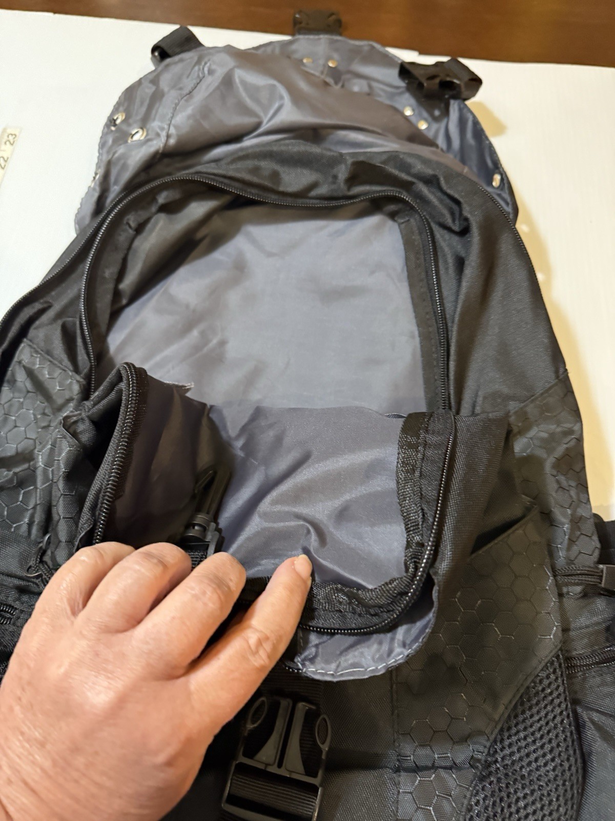 NWT Cliff Hanger  BLack Backpack Multiple Pockets Extra Padded Back Holds Laptop 4