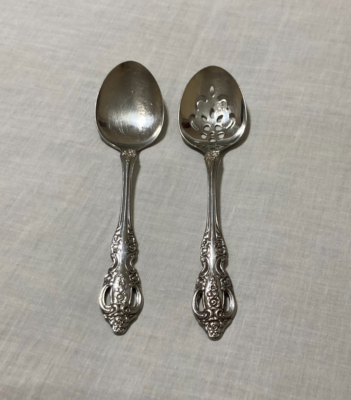 Oneida RENOIR PEMBROOKE Stainless Serving Spoon SSS Oneida Canada Glossy Set 2 gallery
