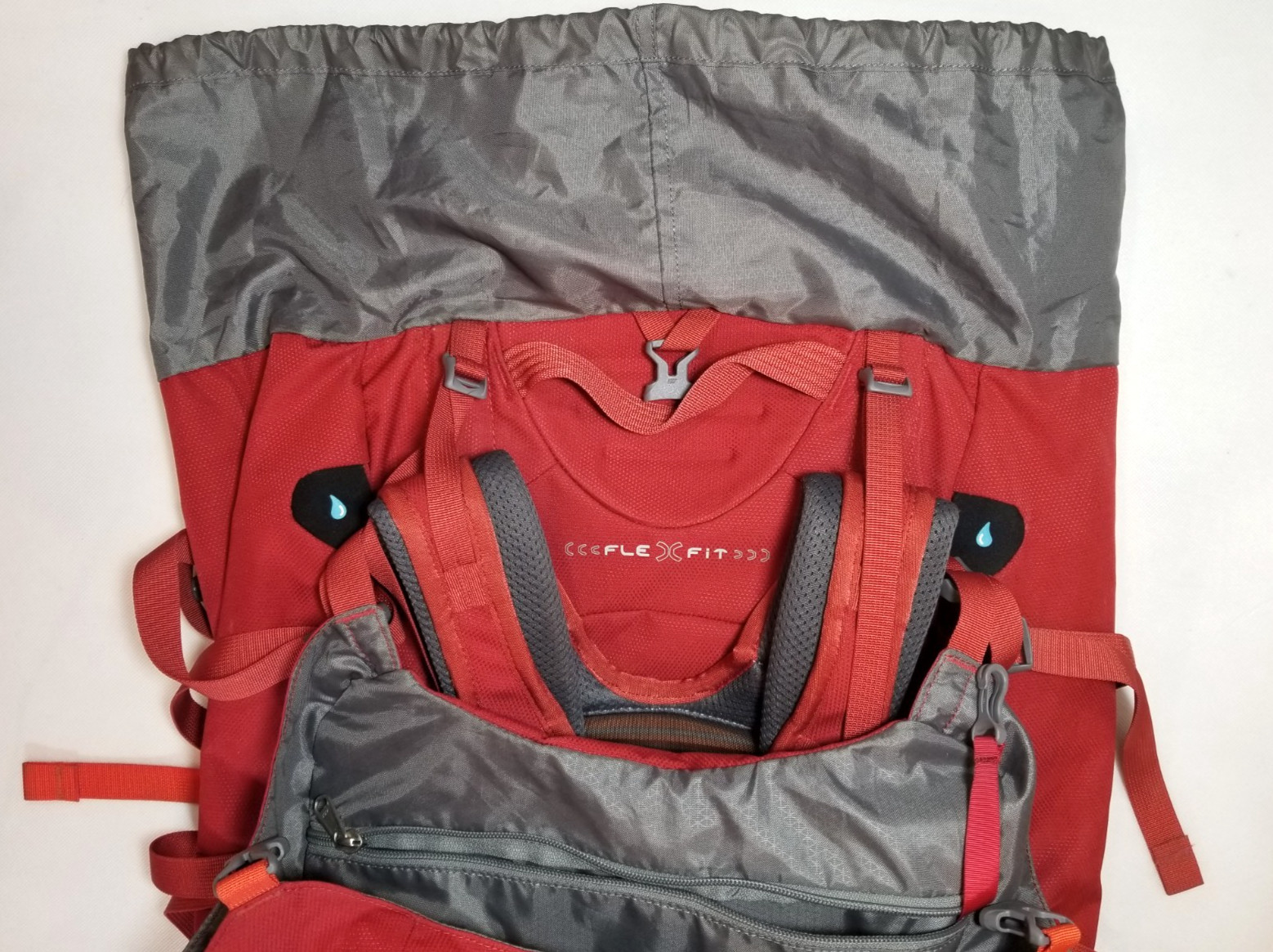 REI Yosemite 75 Hiking Backpack CCFLEXFIT - Red/Gray 2