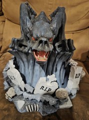 2003 Spencer Gifts Bat Creature Bleeding Fountain Halloween Decoration