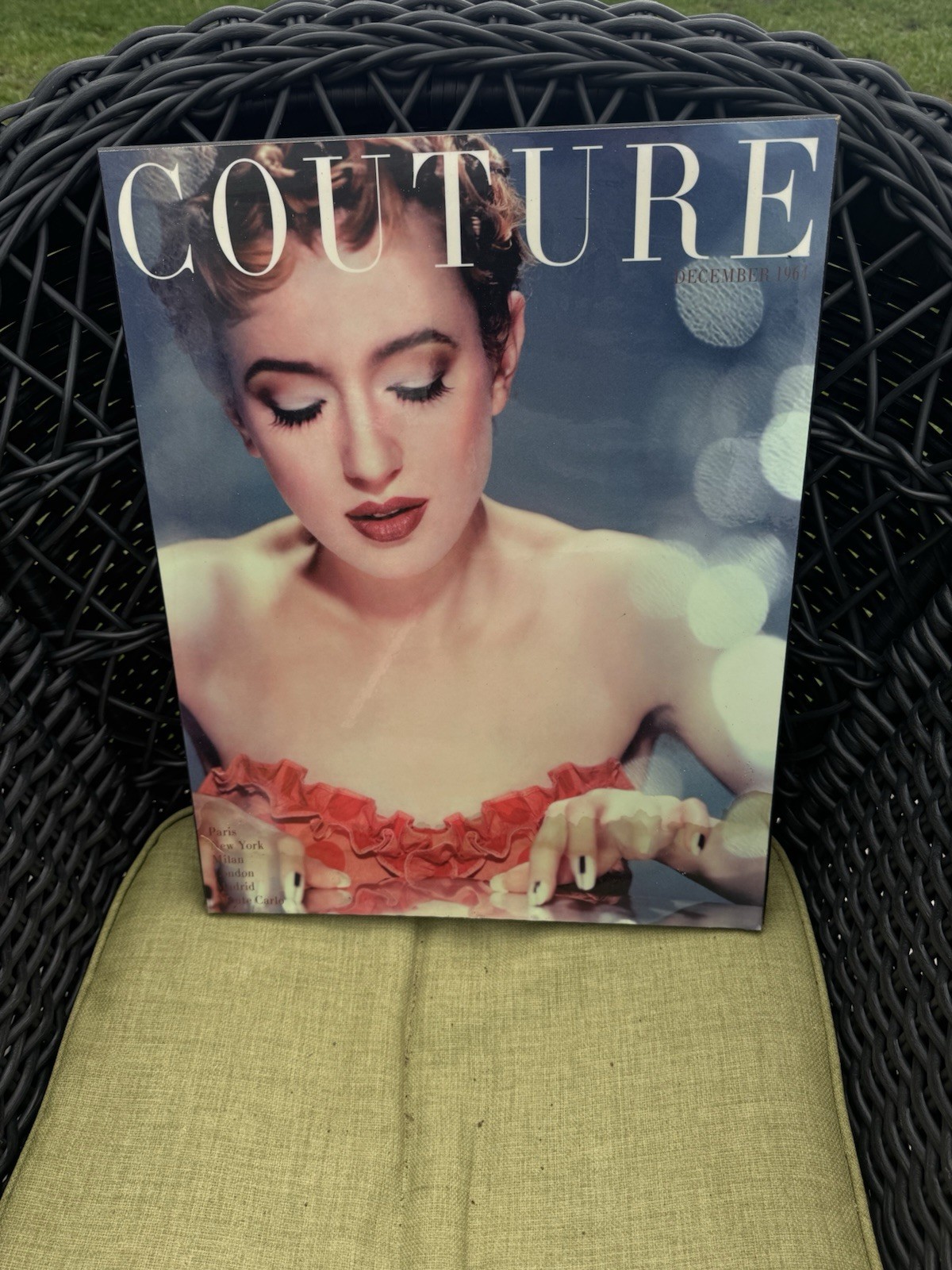 COUTURE 18x18 Square Wood Picture Frame Clear Glass Matte, Rear-Loading gallery