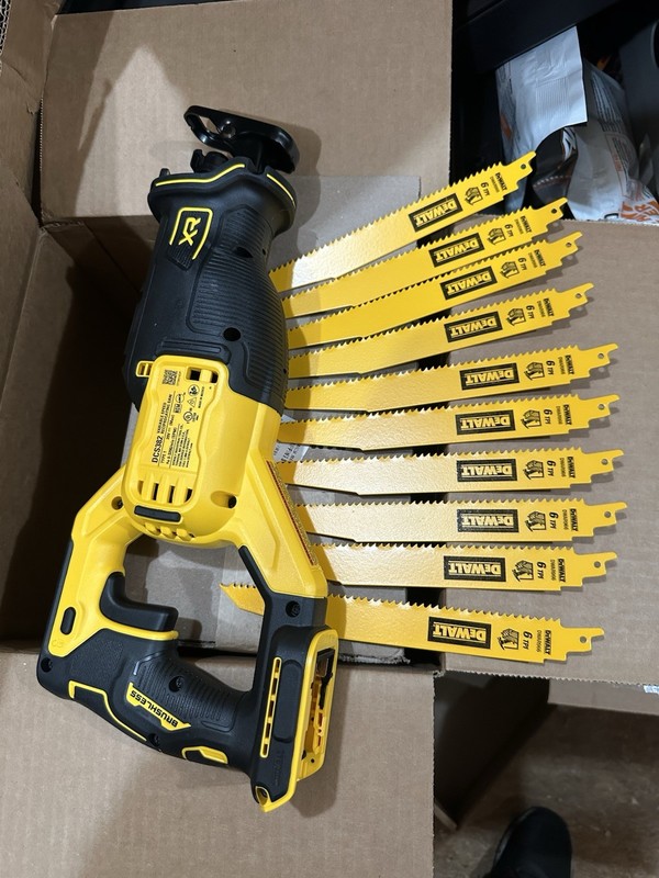 DEWALT DCS382 20V MAX XR Brushless Reciprocating Saw Tool Only w/ 9 Blades gallery