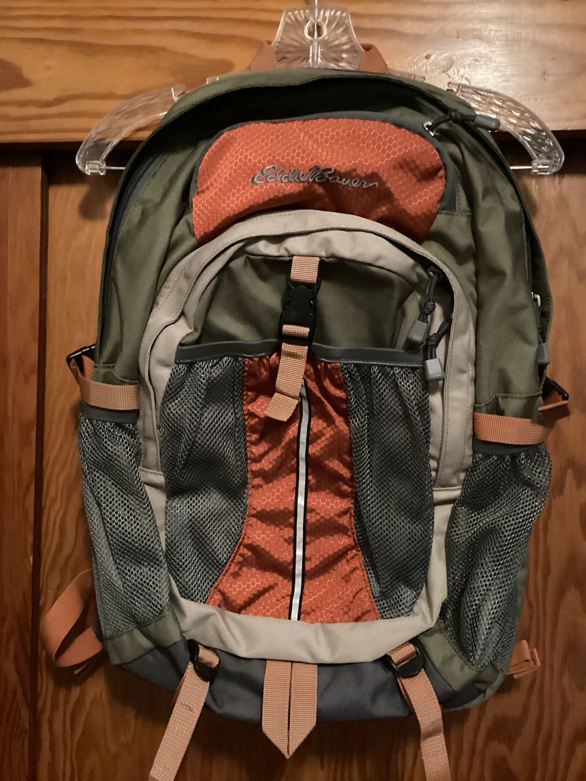 Eddie Bauer Hiking/School Backpack(20”X15”)