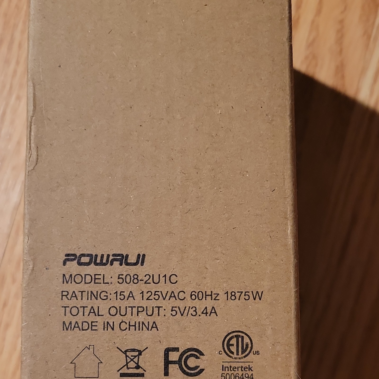 POWRUI 6-Outlet Wall Tap Surge Protector 2 USB-A 1 USB-C 1680J White 508-2U1C gallery