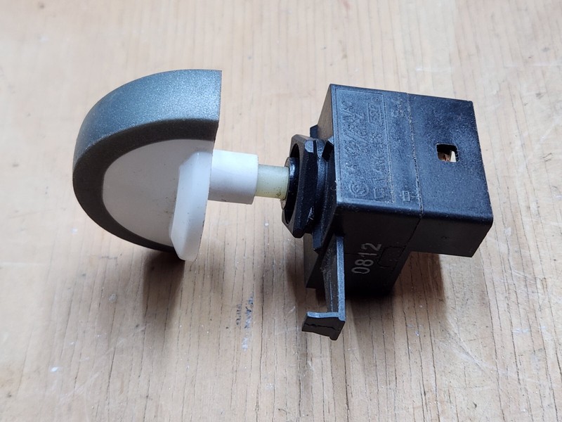 Whirlpool Dryer Selector Switch WP3399639, 3399639 Preowned gallery