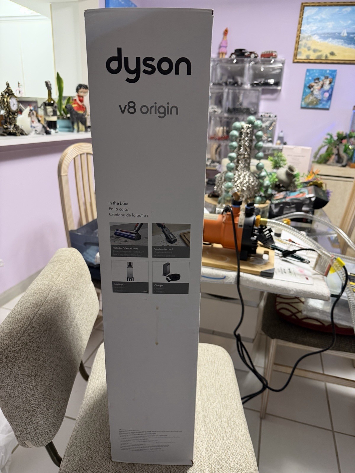 Dyson V8 Origin Cordless Vacuum Cleaner Brand New In The Box Sealed gallery