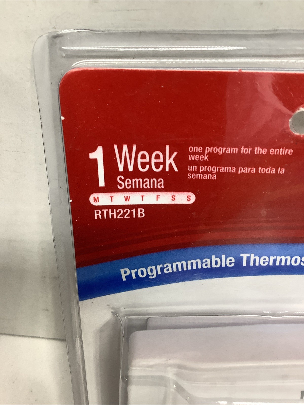 Honeywell 1-Week Programmable Thermostat RTH221B gallery
