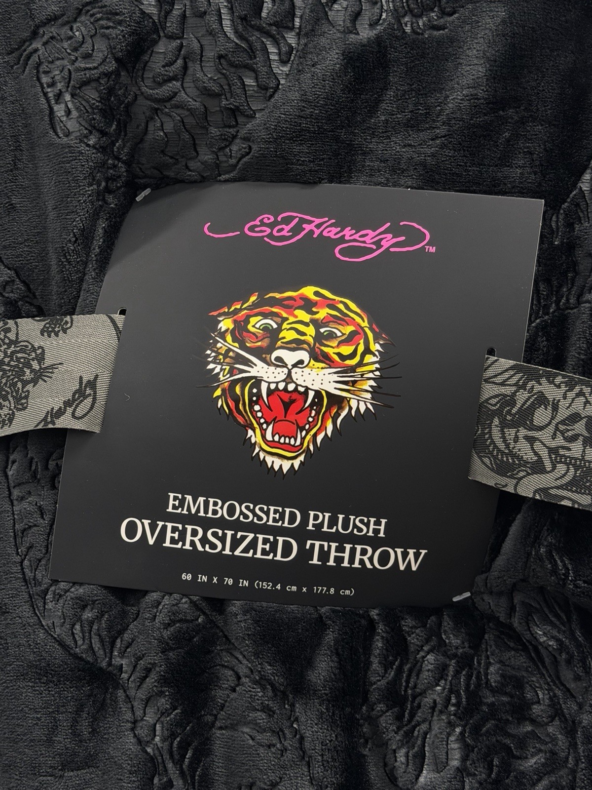 Ed Hardy Oversized BLK Plush Throw Blanket Embossed Tiger Tattoo Art 60" x 70" gallery