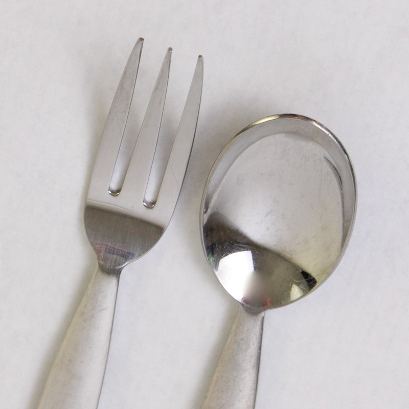 2 Pottery Barn PBN22 Pattern 18/8 Stainless Teaspoon Salad Fork Rare HTF Pat gallery