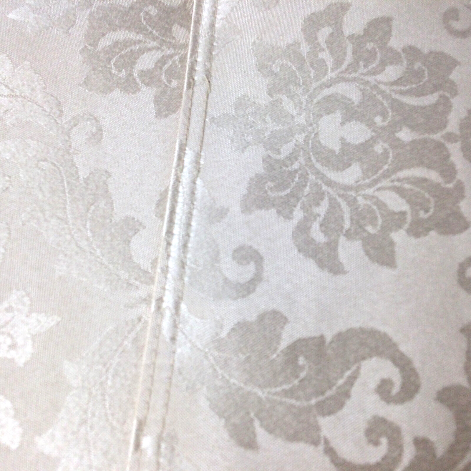 4 Placemats Beige Rectangular Damask Leaves 13 in x 19 in gallery