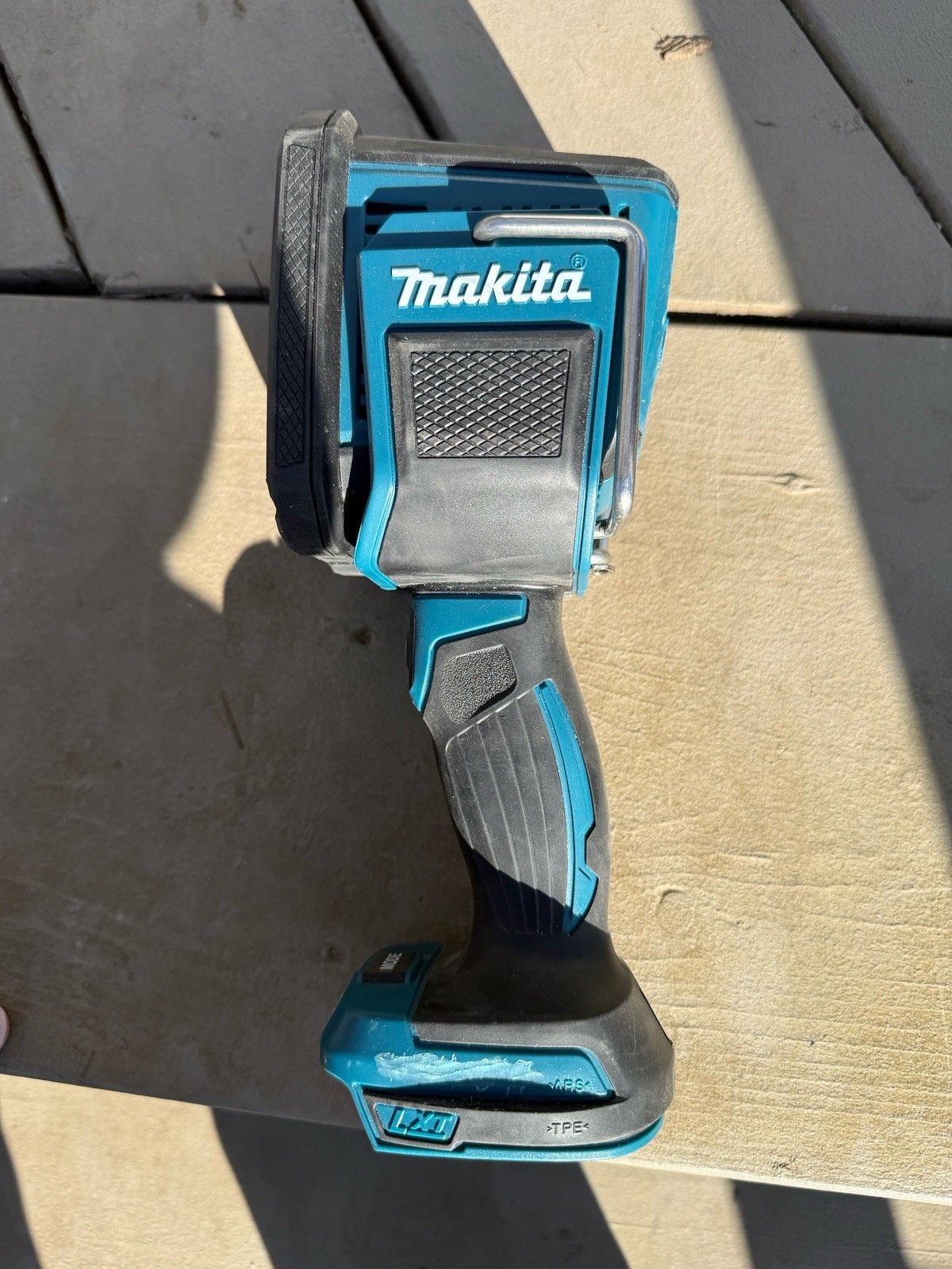 Makita DML812 Flashlight Tool Only - See Photos And Read Description. gallery
