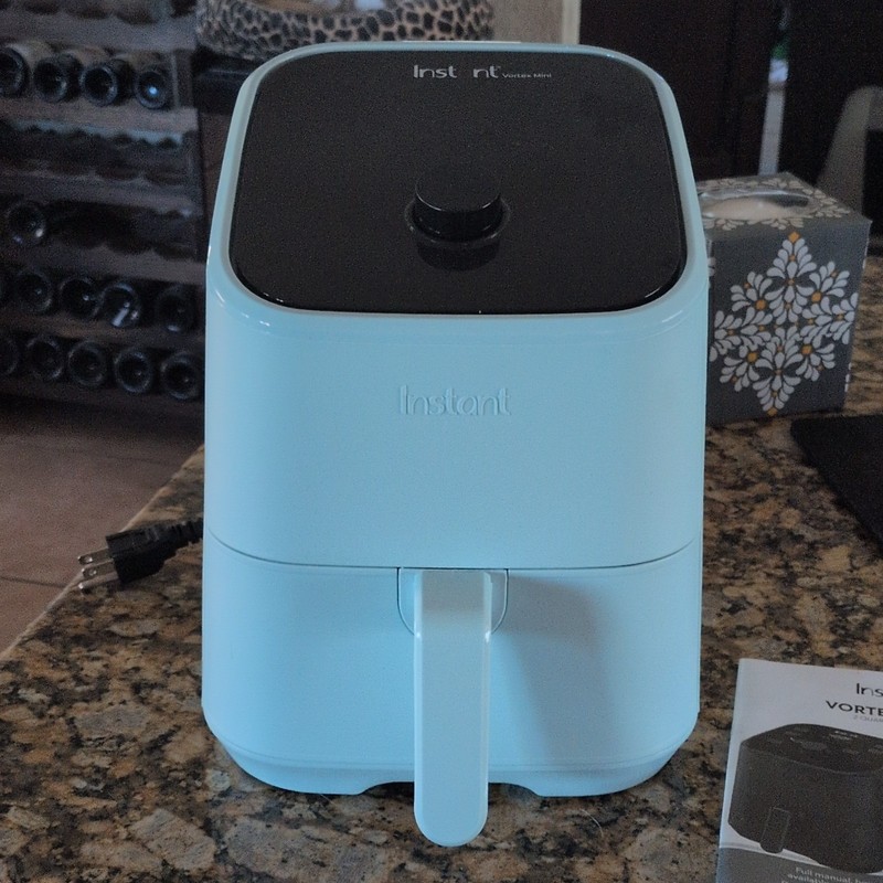 Instant Vortex Mini 2 Qt Electric Air Fryer Blue w/ Basket & Instruction Manual gallery