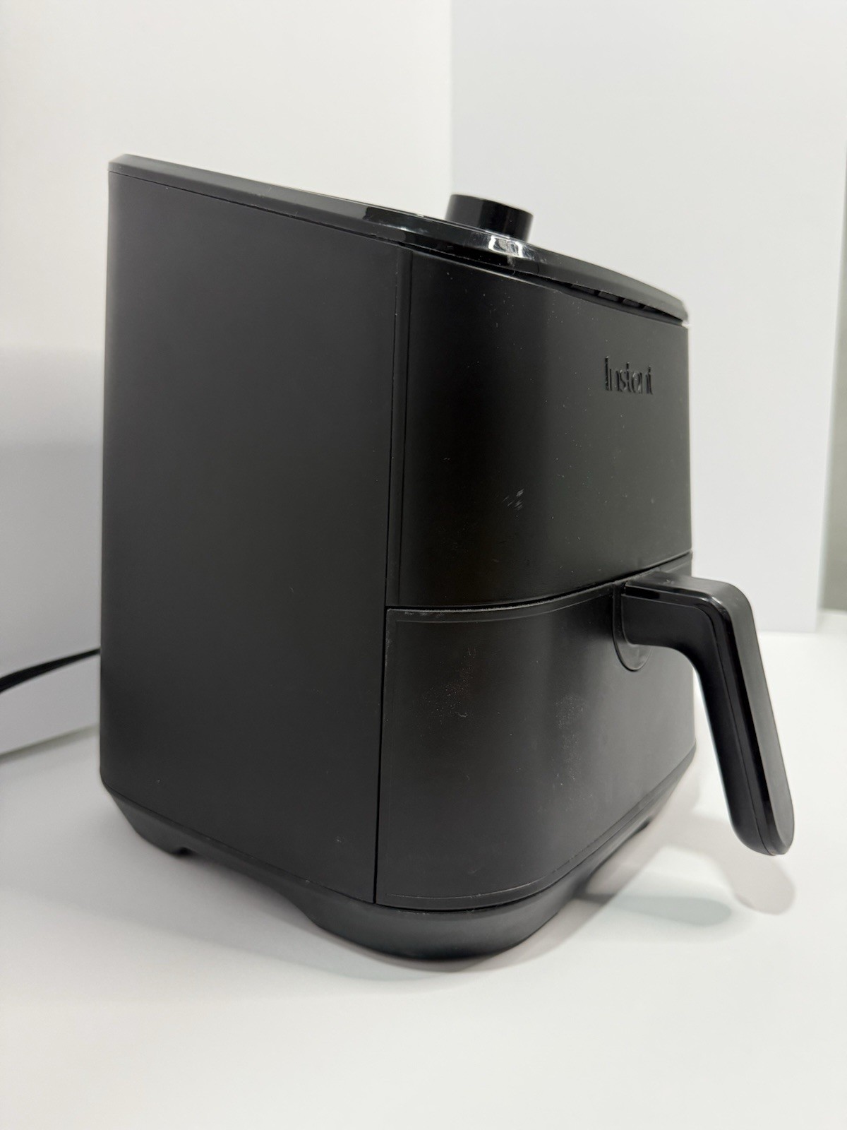 Air Fryer Instant Pot Vortex 2QT Mini 4In1 Bakes/Reheats/Roasts Black gallery