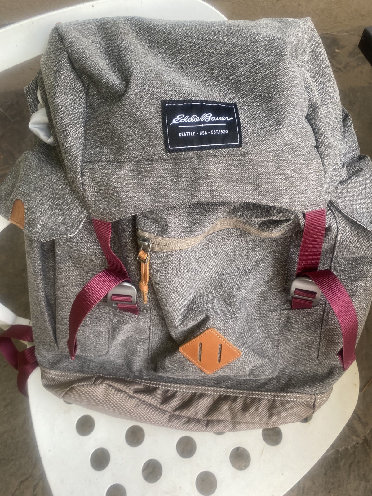 Eddie Bauer Bygone 25L Top-Load Rucksack Backpack Heather Gray Bygone 4