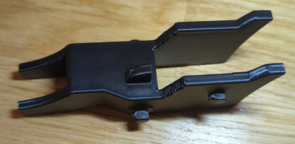 N630004 Compatible DEWALT DHS780 DWS780 DWS779 DWS790 SAW CHIP & DUST DEFLECTOR gallery