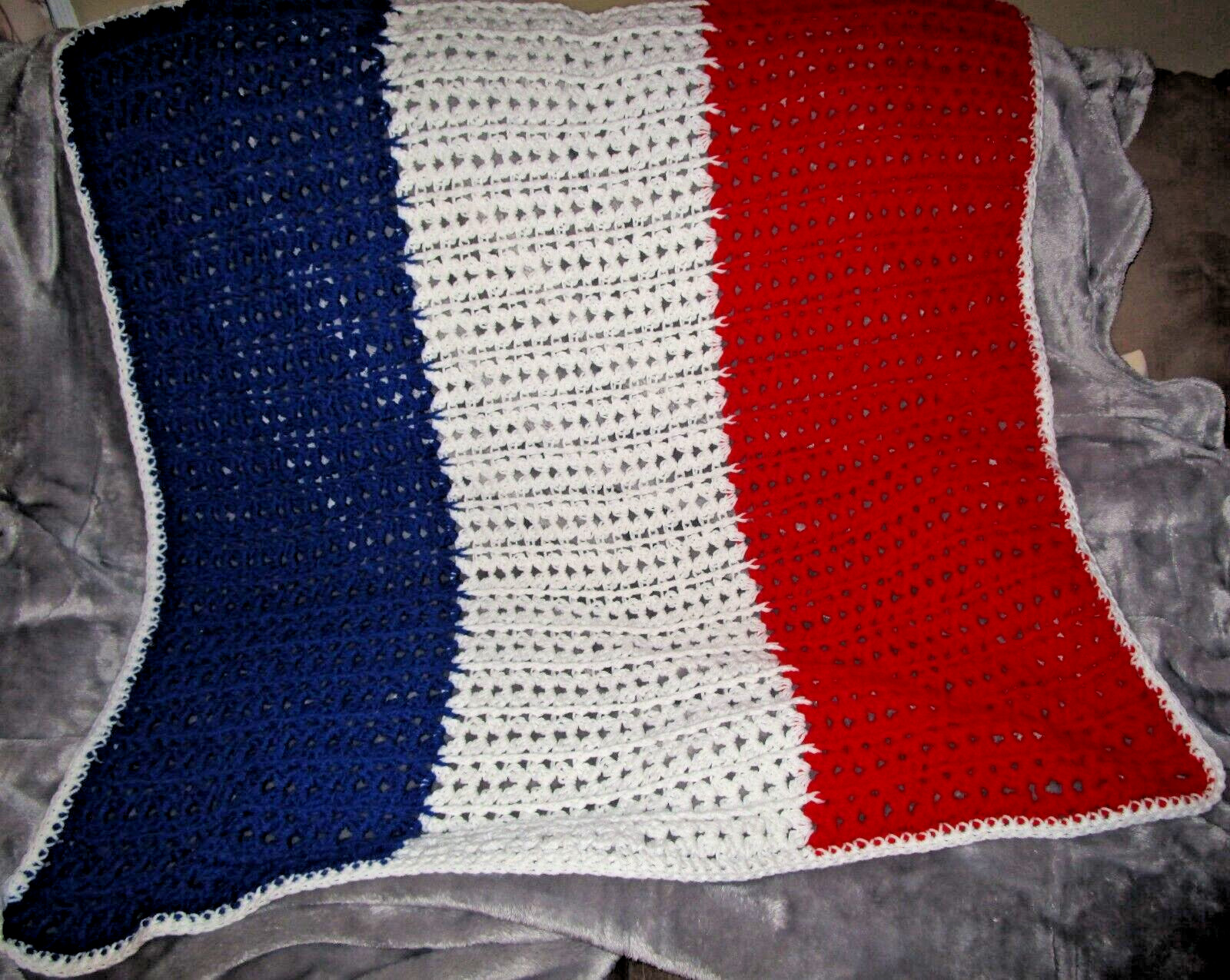 Vtg Handmade Red White & Blue Colorblock Crochet Wheelchair Lap Blanket 40x47 gallery