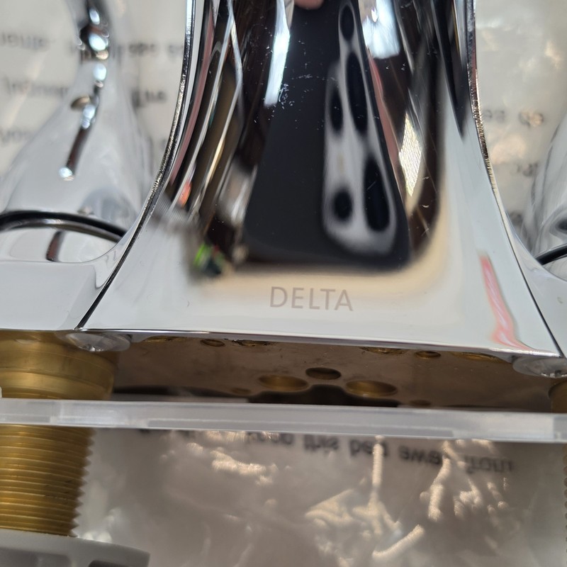 Delta Foundations 4" Centerset Double Handle Bathroom Faucet in Polished Chrome gallery