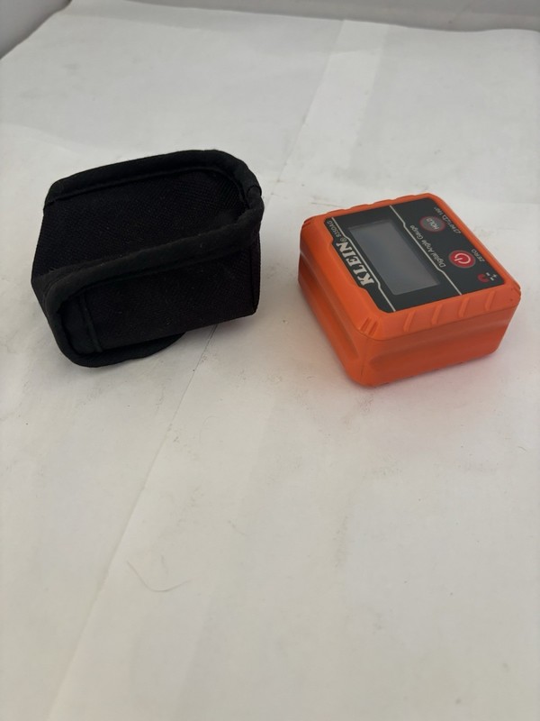 Klein Tools 935DAG Digital Angle Gauge Level w/ Case Tested Free Shipping! gallery