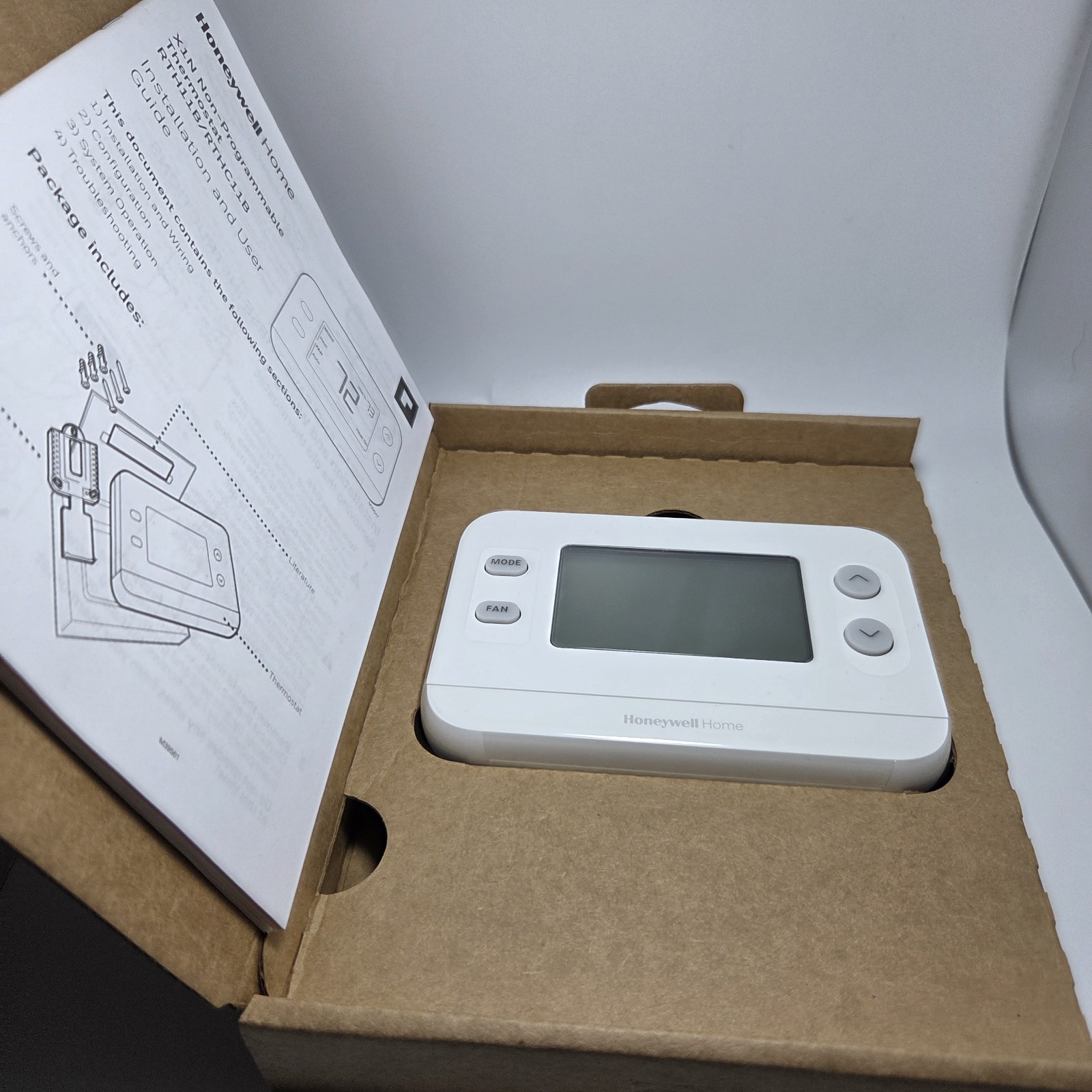 Honeywell Home RTH11B X1N Non-Programmable Thermostat Single-Stage 1-Heat/1-Cool gallery