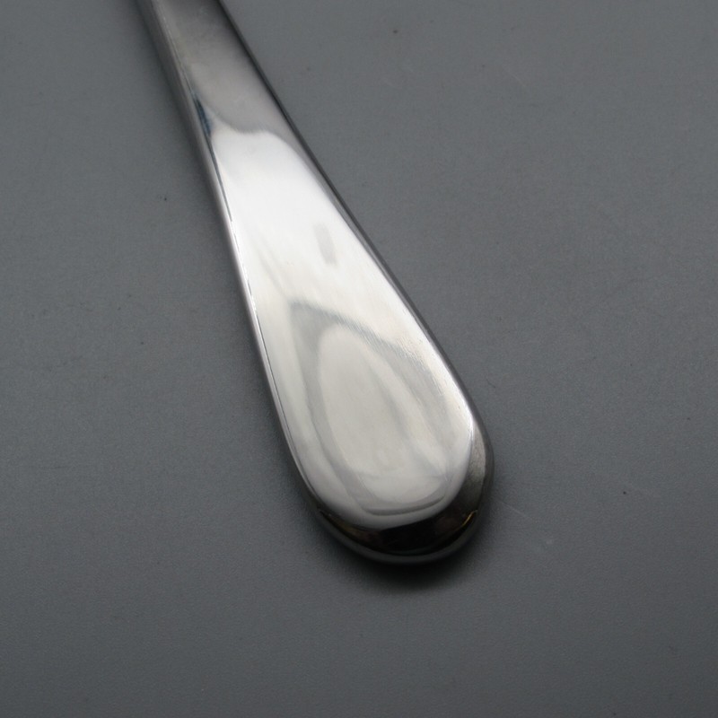 Oneida Stainless ICARUS (GLOSSY) Dinner Knives - Set of Twelve New gallery