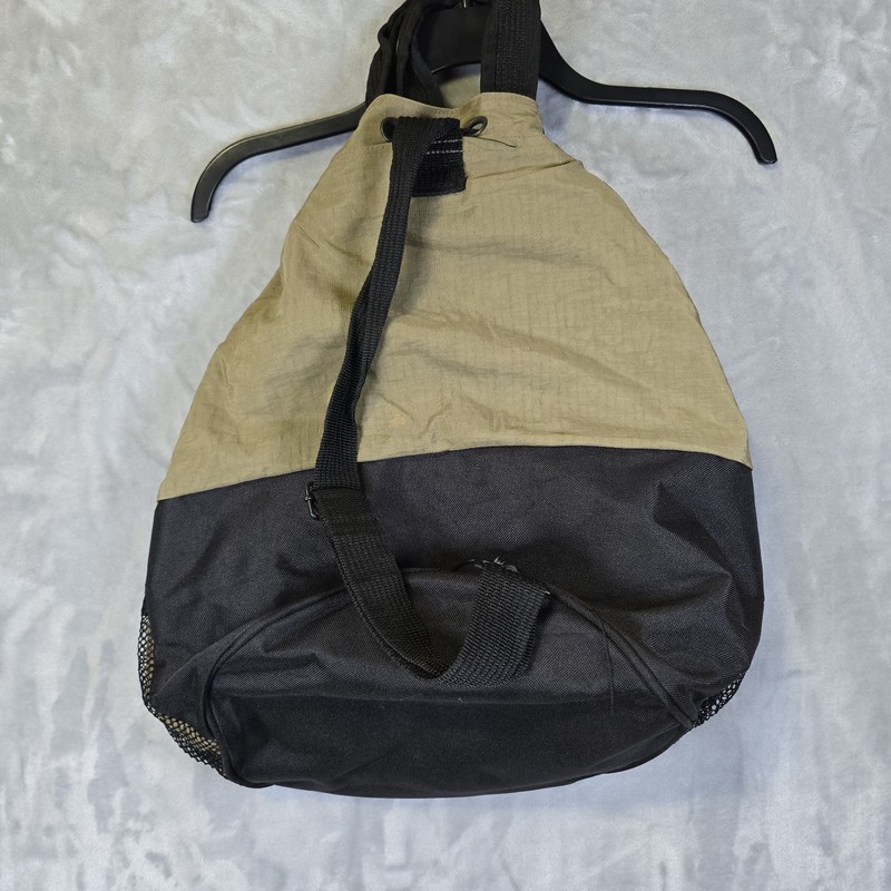 Brown Black Cinch Sack One Shoulder Drawstring Backpack Pockets Spin City 5