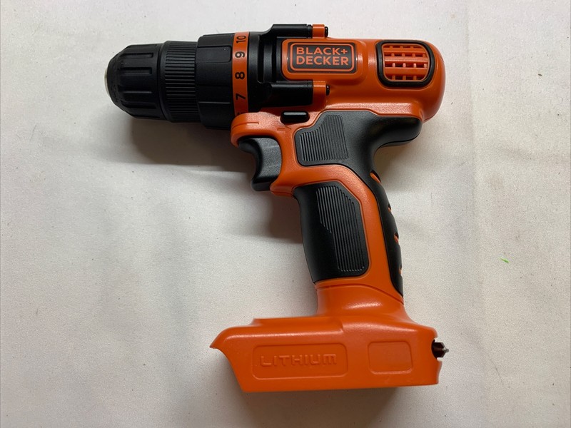 Black & Decker: LDX120 - 20V Max Lithium 3/8" Drill with Battery & Charger gallery