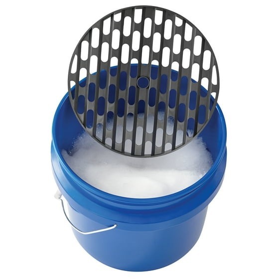 Auto Drive 4 Gallon Car Plastic, Wash Bucket with Grit Screen and Carry Handle gallery