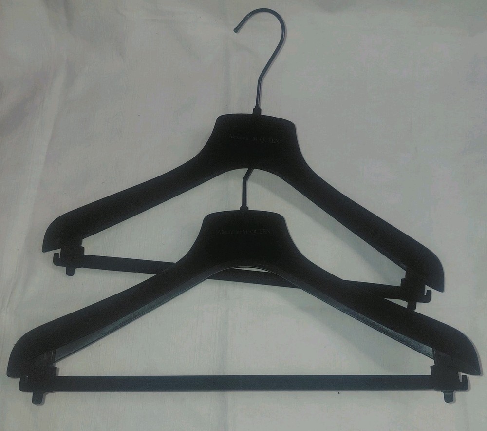 Alexander McQUEEN Black Solid Suit Hanger 15x12in Less Than 6in Wide