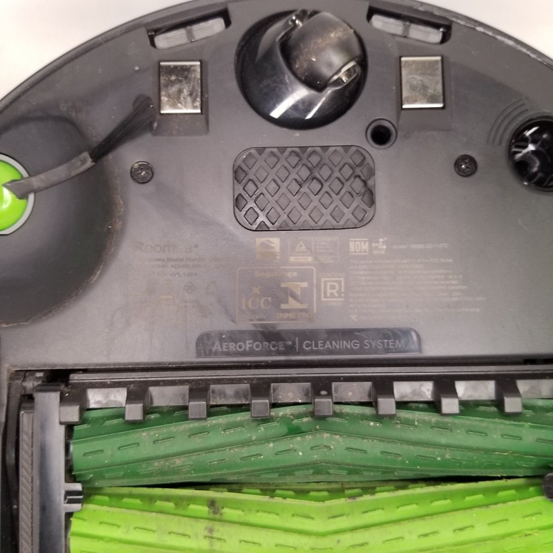 iRobot Roomba Combo 10 Max Robot Vacuum and Mop + AutoWash Dock gallery