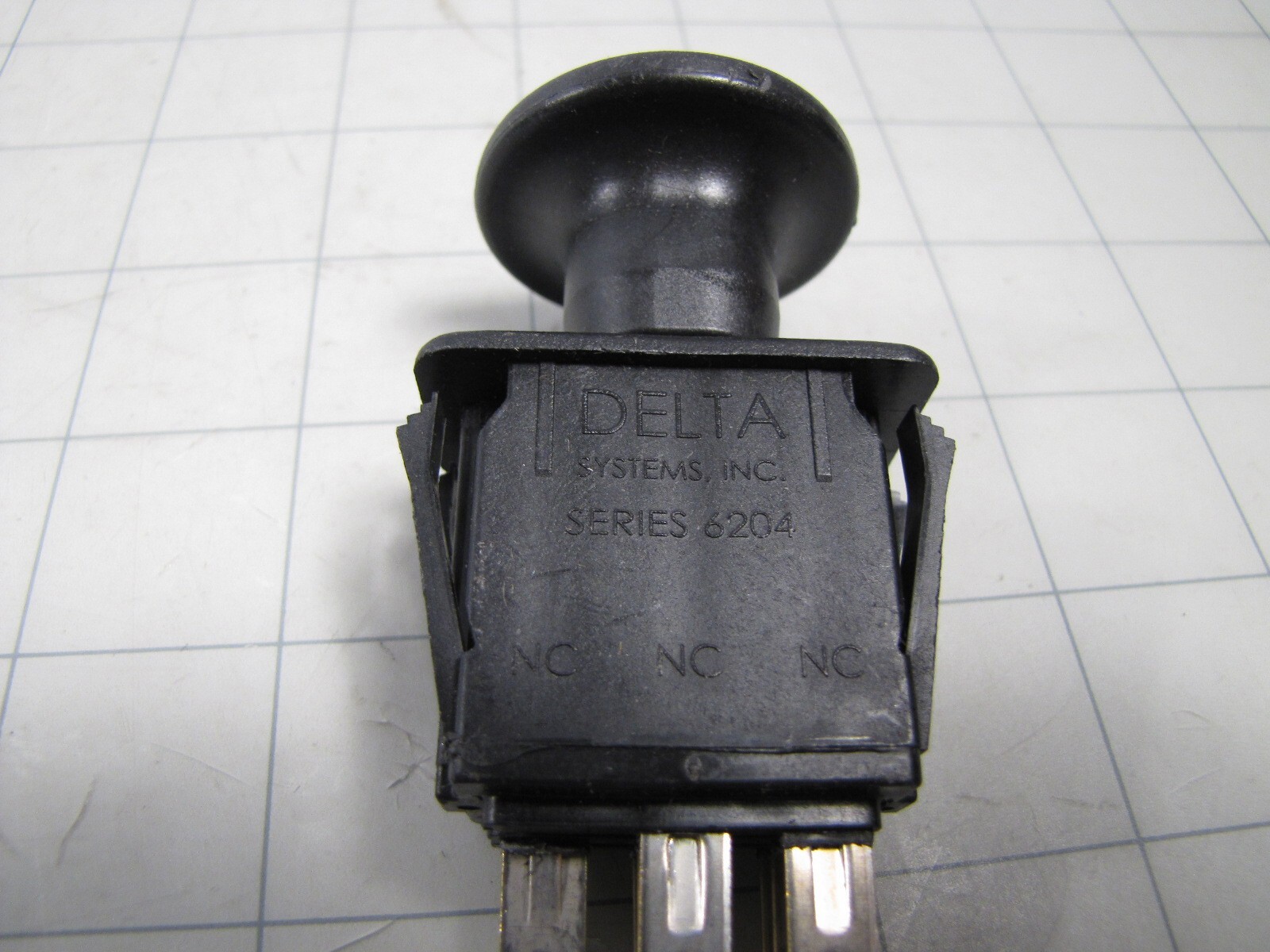 Delta Series 6204 PTO Switch Push / Pull 8-Pin NEW gallery