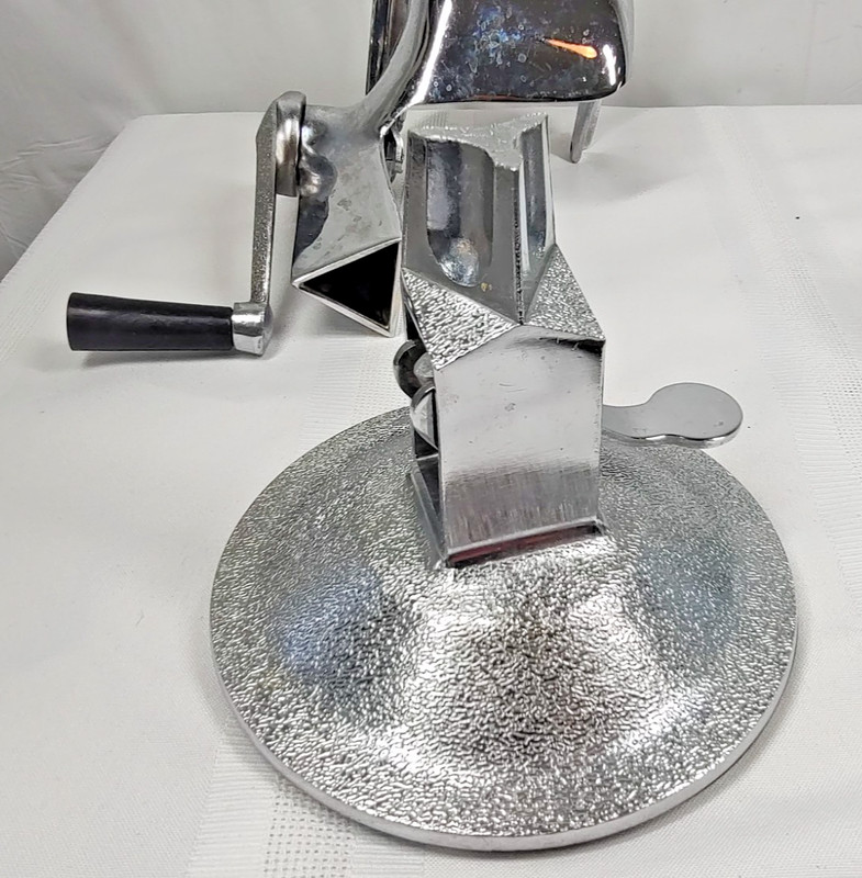 Vintage King Kutter Food Processor Cutter Chopper Slicer 5 Cones Healthy Gourmet gallery