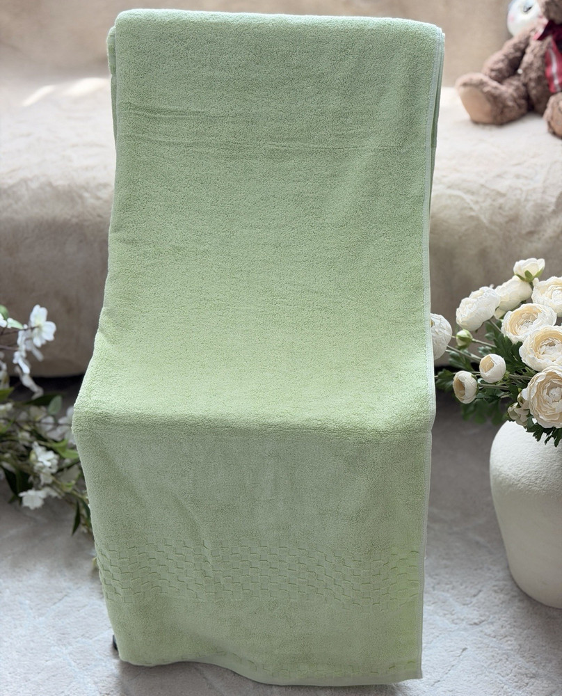 Soft Cotton Bath Towel 35 x 71 Solid Green White Blue Beige Textured Border