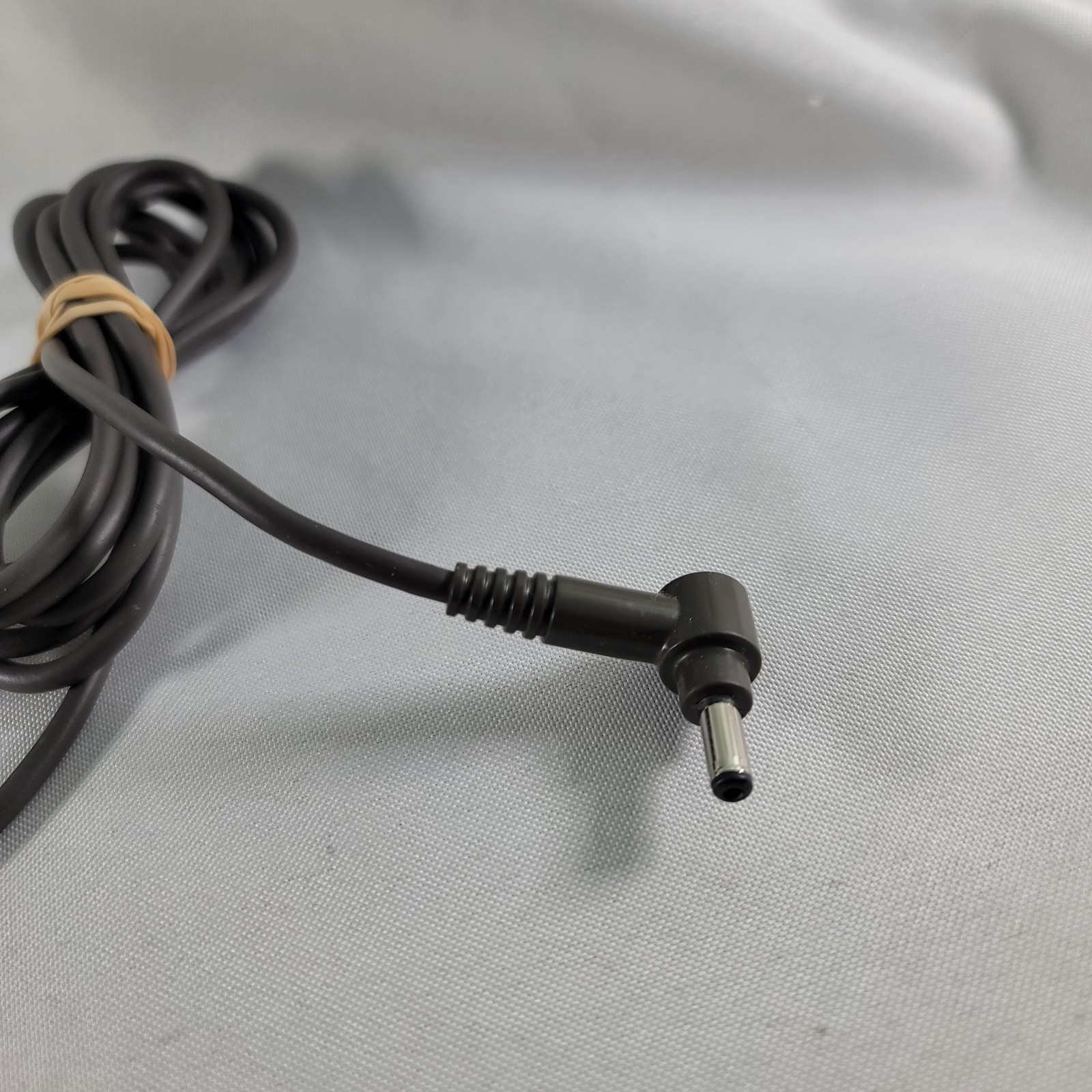 OEM Genuine Dyson Battery Charger Adapter Class 2 Battery Model 217160-02 gallery