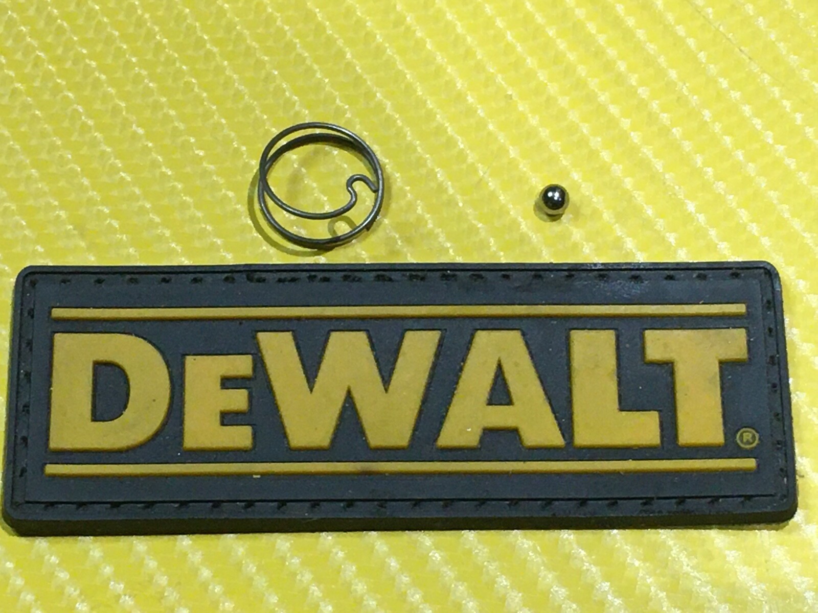 DeWALT DC825 DC827 DCF885 DCF887 Impact Chuck Spring and Ball N089668 ,N078434 gallery