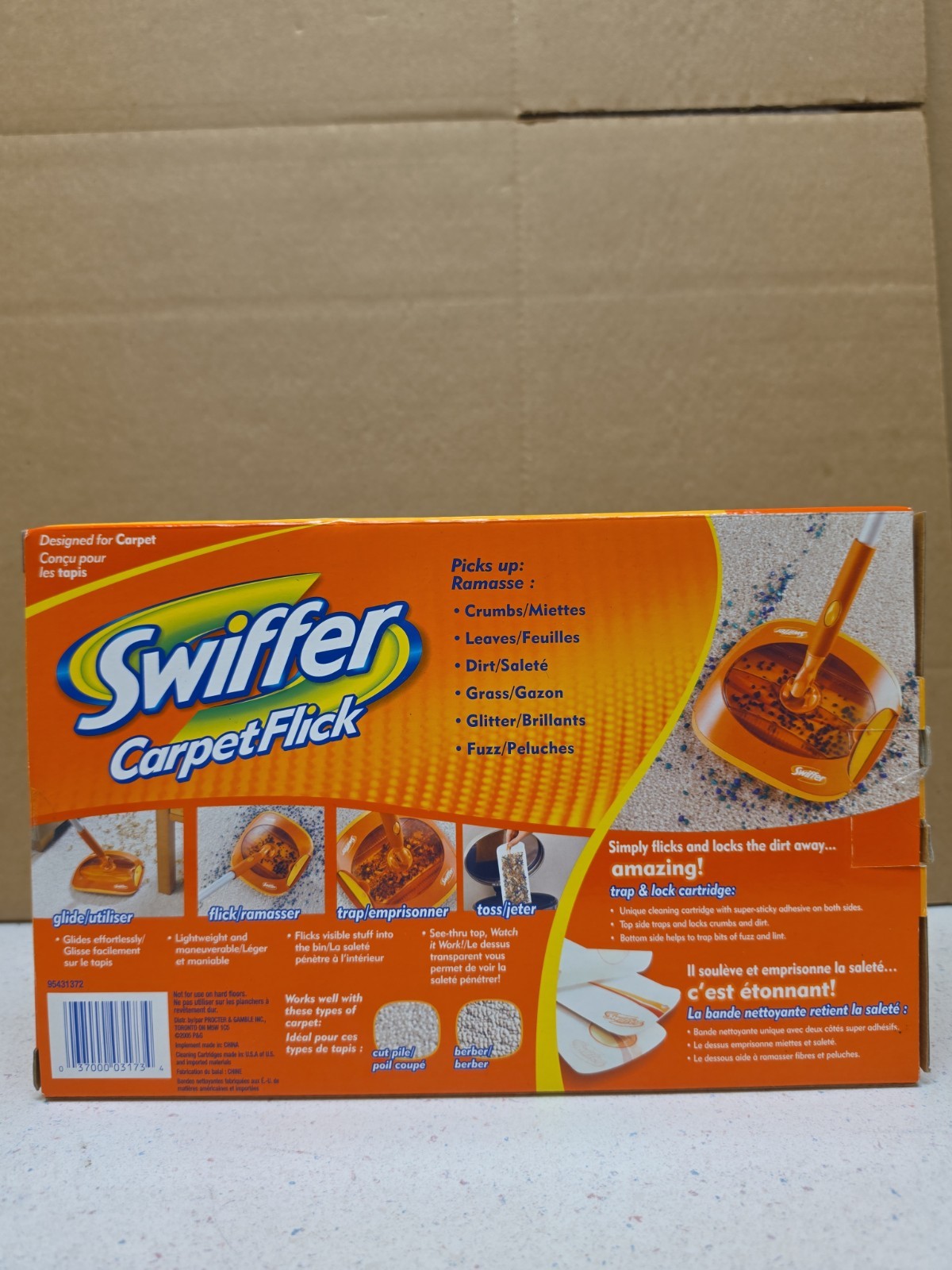 Swiffer Carpet Flick Carpet Sweeper Starter Kit With 4 Cleaning Cartridges NEW gallery