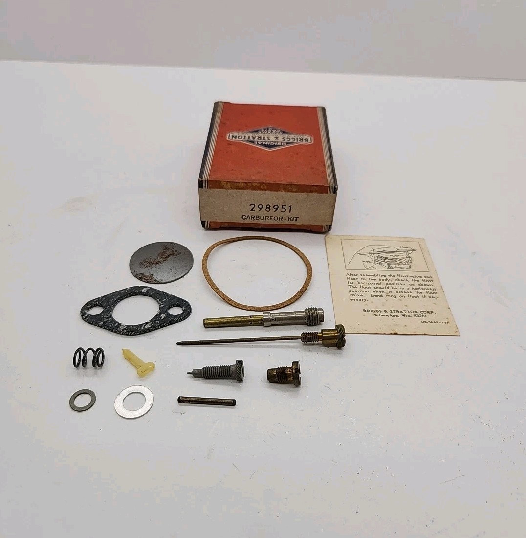 New Briggs And Stratton OEM Carburetor Kit 298951 NOS gallery