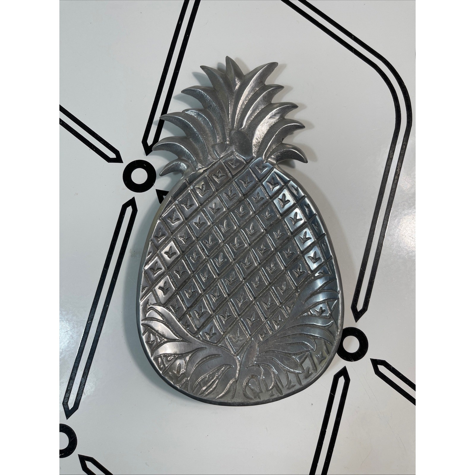 Pineapple‑Shaped Metal Serving Tray Made in India 11¾″ x 6½″ Tropical Decor gallery