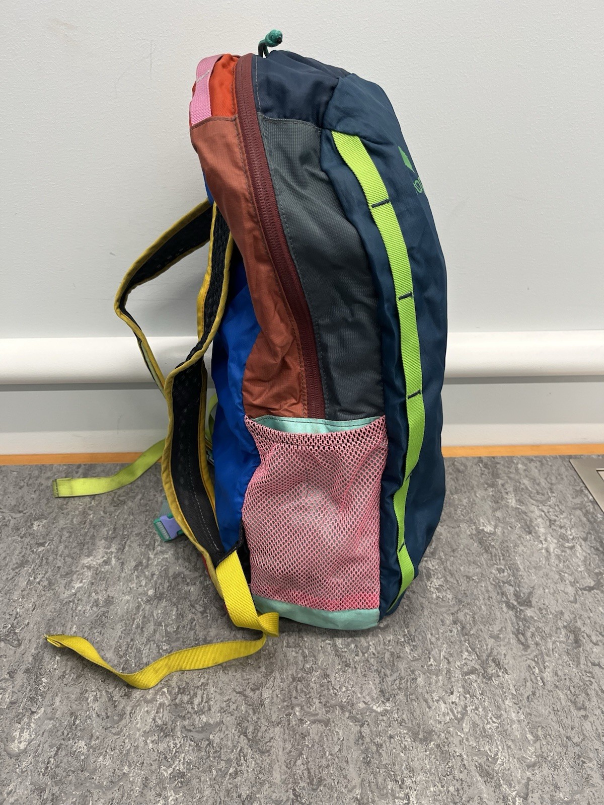 Cotopaxi Batac 16 Backpack Lightweight Day Pack Multi Color 16L 4