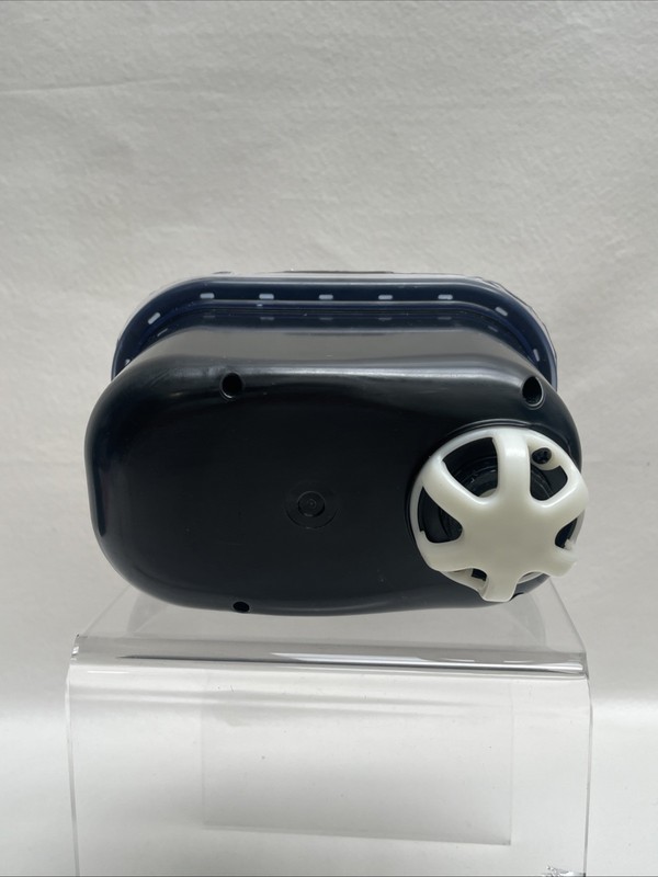 Control Panel and Built-in Pump For An Air Mattress. gallery