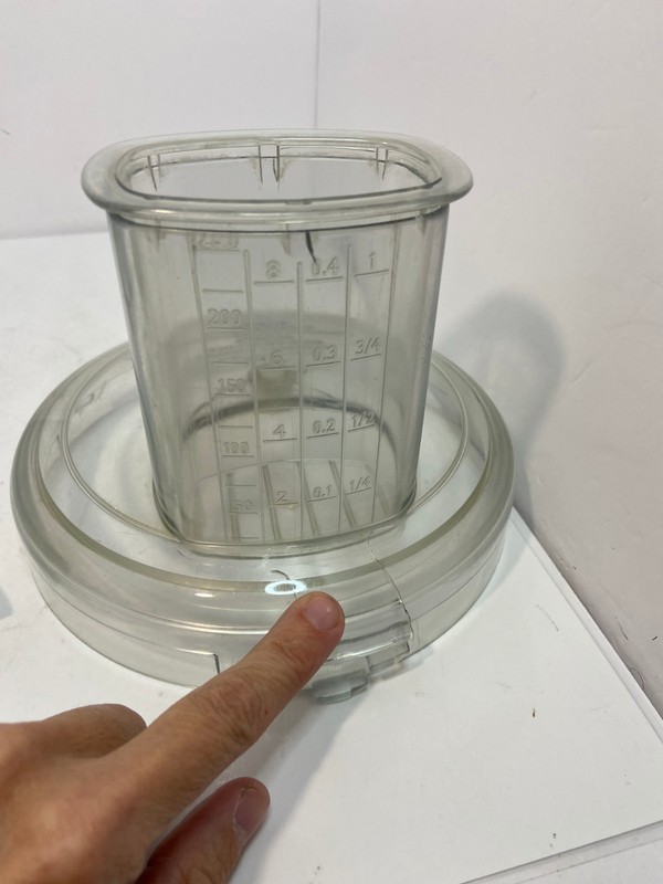 🍉 KitchenAid Food Processor KFP600 11-Cup BLADE STEM BOWL OR LID + PUSHER PARTS gallery